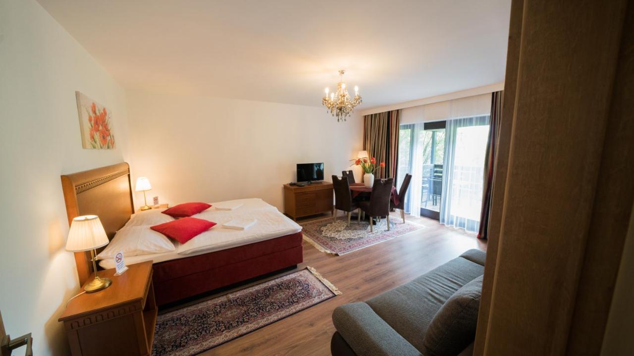 Aurelius Pension Baden Exterior photo